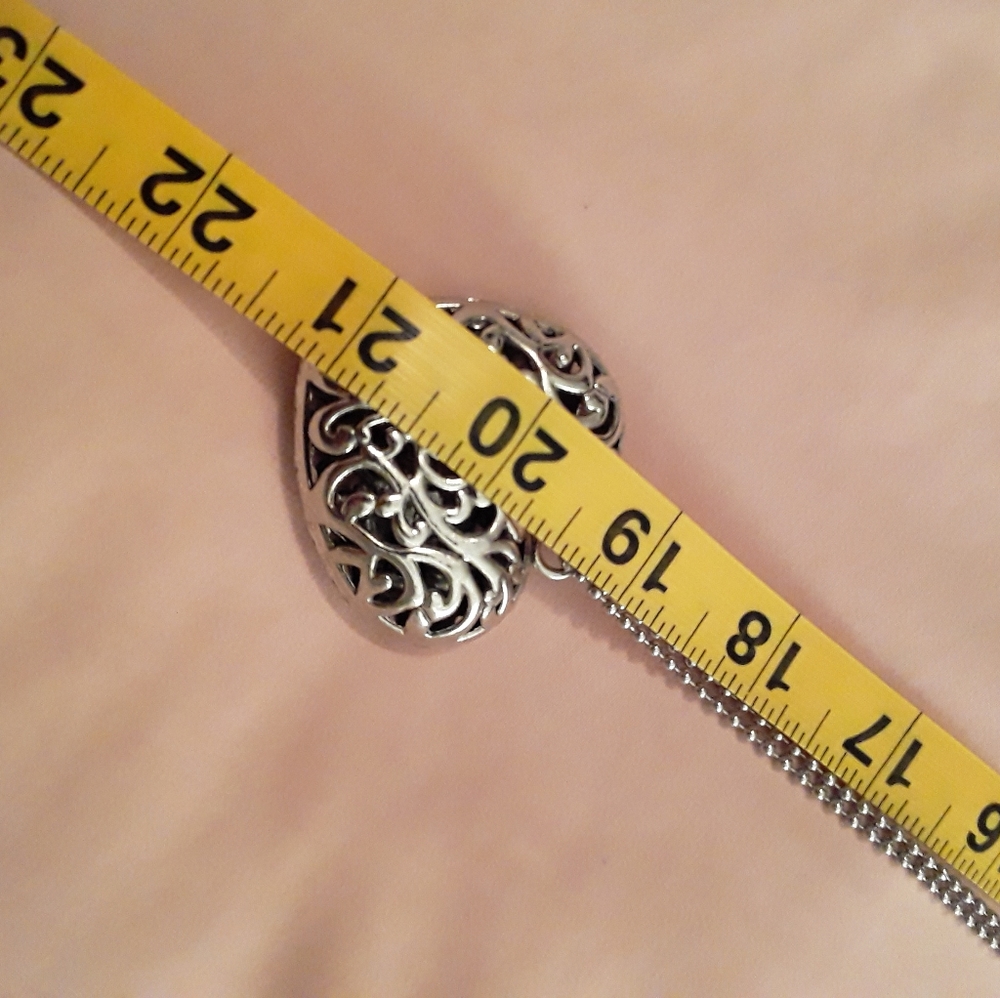 Italian Long Heart Necklace - Picture 3 of 3